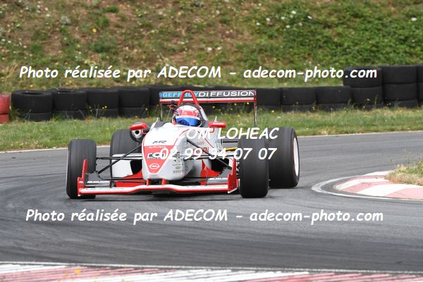 http://v2.adecom-photo.com/images//7.SLALOM/2023/15_SLALOM_LOHEAC_2023/LEMOINE_Matheo/47A_7874.JPG