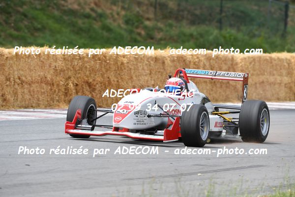 http://v2.adecom-photo.com/images//7.SLALOM/2023/15_SLALOM_LOHEAC_2023/LEMOINE_Matheo/47A_8746.JPG