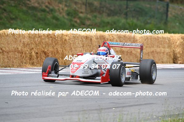 http://v2.adecom-photo.com/images//7.SLALOM/2023/15_SLALOM_LOHEAC_2023/LEMOINE_Matheo/47A_8753.JPG
