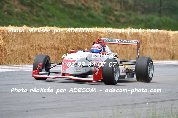 http://v2.adecom-photo.com/images//7.SLALOM/2023/15_SLALOM_LOHEAC_2023/LEMOINE_Matheo/47A_8754.JPG