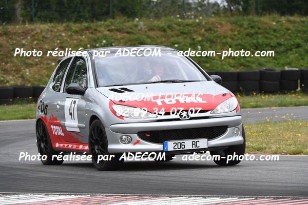 http://v2.adecom-photo.com/images//7.SLALOM/2023/15_SLALOM_LOHEAC_2023/LOGOGUE_Jean_Charles/47A_7490.JPG
