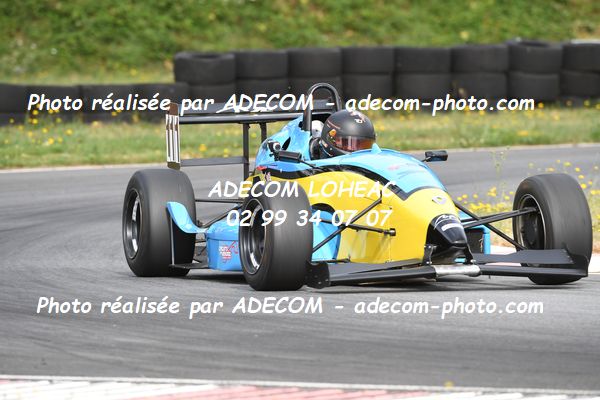 http://v2.adecom-photo.com/images//7.SLALOM/2023/15_SLALOM_LOHEAC_2023/MOEURS_Maxence/47A_7178.JPG