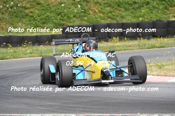 http://v2.adecom-photo.com/images//7.SLALOM/2023/15_SLALOM_LOHEAC_2023/MOEURS_Maxence/47A_7187.JPG
