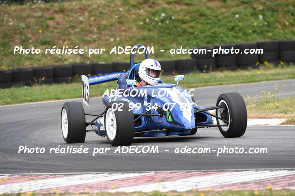 http://v2.adecom-photo.com/images//7.SLALOM/2023/15_SLALOM_LOHEAC_2023/PILARD_Antoine/47A_7431.JPG