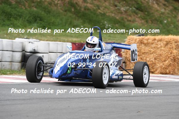 http://v2.adecom-photo.com/images//7.SLALOM/2023/15_SLALOM_LOHEAC_2023/PILARD_Antoine/47A_8508.JPG