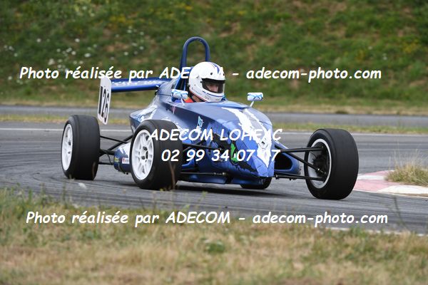 http://v2.adecom-photo.com/images//7.SLALOM/2023/15_SLALOM_LOHEAC_2023/PILARD_Antoine/47A_9296.JPG