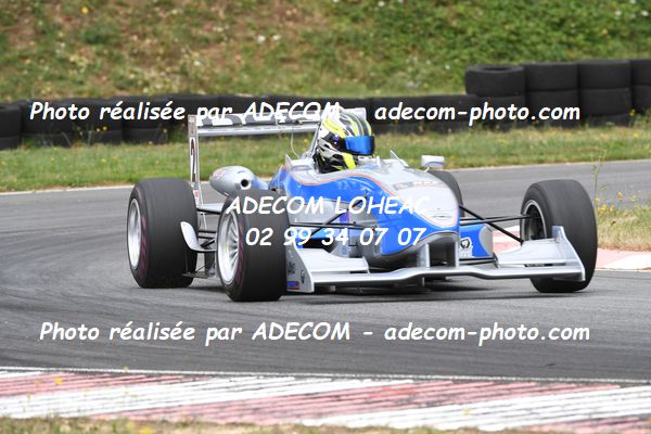 http://v2.adecom-photo.com/images//7.SLALOM/2023/15_SLALOM_LOHEAC_2023/SUARD_Romain/47A_7934.JPG