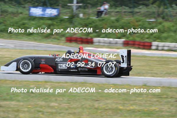 http://v2.adecom-photo.com/images//7.SLALOM/2023/15_SLALOM_LOHEAC_2023/TAVIAUX_Benoit/47A_8724.JPG
