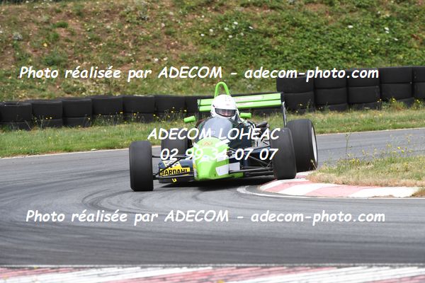 http://v2.adecom-photo.com/images//7.SLALOM/2023/15_SLALOM_LOHEAC_2023/VALLET_Jean_Jacques/47A_7773.JPG