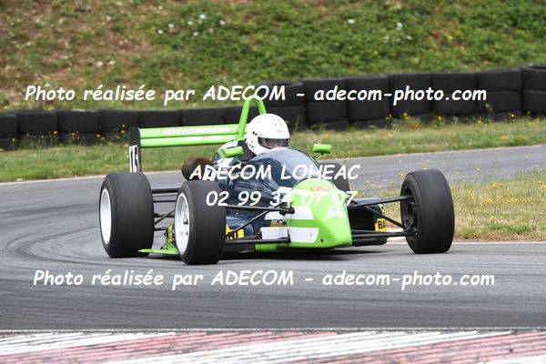 http://v2.adecom-photo.com/images//7.SLALOM/2023/15_SLALOM_LOHEAC_2023/VALLET_Jean_Jacques/47A_7778.JPG