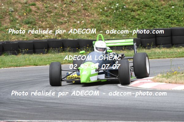 http://v2.adecom-photo.com/images//7.SLALOM/2023/15_SLALOM_LOHEAC_2023/VALLET_Jean_Jacques/47A_7791.JPG
