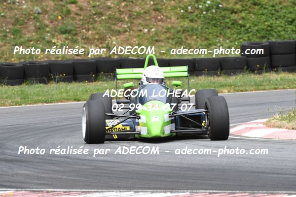 http://v2.adecom-photo.com/images//7.SLALOM/2023/15_SLALOM_LOHEAC_2023/VALLET_Jean_Jacques/47A_7793.JPG