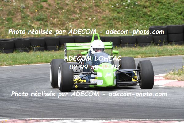 http://v2.adecom-photo.com/images//7.SLALOM/2023/15_SLALOM_LOHEAC_2023/VALLET_Jean_Jacques/47A_7794.JPG