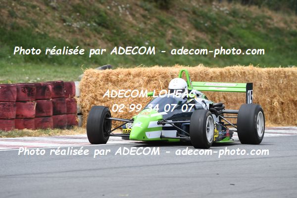 http://v2.adecom-photo.com/images//7.SLALOM/2023/15_SLALOM_LOHEAC_2023/VALLET_Jean_Jacques/47A_8617.JPG