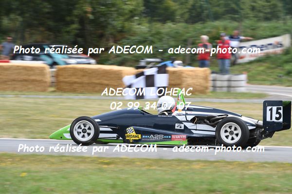 http://v2.adecom-photo.com/images//7.SLALOM/2023/15_SLALOM_LOHEAC_2023/VALLET_Jean_Jacques/47A_8619.JPG