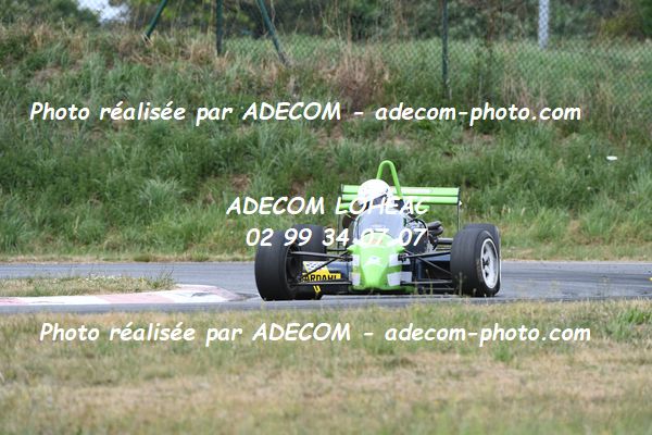 http://v2.adecom-photo.com/images//7.SLALOM/2023/15_SLALOM_LOHEAC_2023/VALLET_Jean_Jacques/47A_9382.JPG