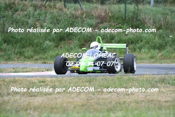 http://v2.adecom-photo.com/images//7.SLALOM/2023/15_SLALOM_LOHEAC_2023/VALLET_Jean_Jacques/47A_9403.JPG