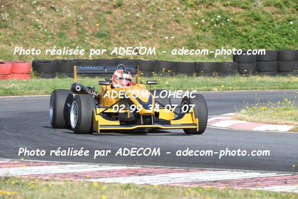 http://v2.adecom-photo.com/images//7.SLALOM/2023/15_SLALOM_LOHEAC_2023/YOUBI_Valentin/47A_7076.JPG
