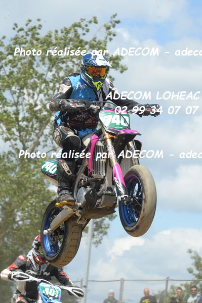 http://v2.adecom-photo.com/images//8.MOTO/2019/SUPERMOTARD_LOHEAC_2019/CATEGORIE_S2/AVRILLON_Nelly/47A_5848.JPG