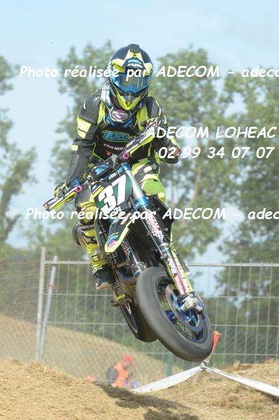 http://v2.adecom-photo.com/images//8.MOTO/2019/SUPERMOTARD_LOHEAC_2019/CATEGORIE_S2/DABERT_Sylvain/47A_7626.JPG