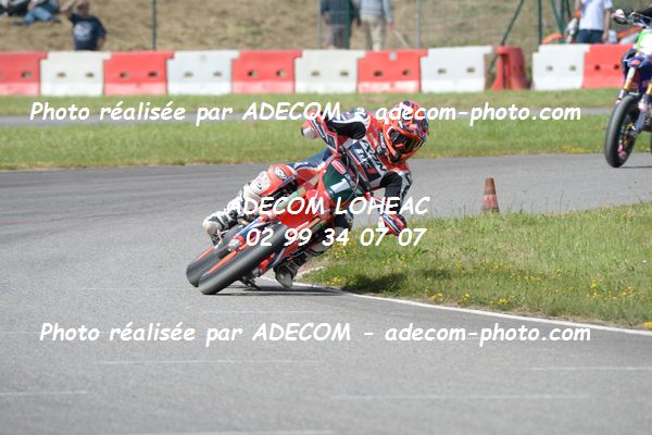 http://v2.adecom-photo.com/images//8.MOTO/2019/SUPERMOTARD_LOHEAC_2019/CATEGORIE_S2/GOGUET_Adrien/47A_6606.JPG