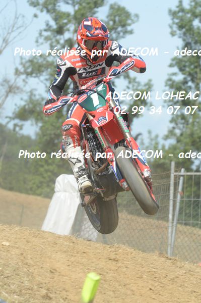 http://v2.adecom-photo.com/images//8.MOTO/2019/SUPERMOTARD_LOHEAC_2019/CATEGORIE_S2/GOGUET_Adrien/47A_7553.JPG