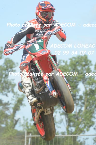 http://v2.adecom-photo.com/images//8.MOTO/2019/SUPERMOTARD_LOHEAC_2019/CATEGORIE_S2/GOGUET_Adrien/47A_7653.JPG