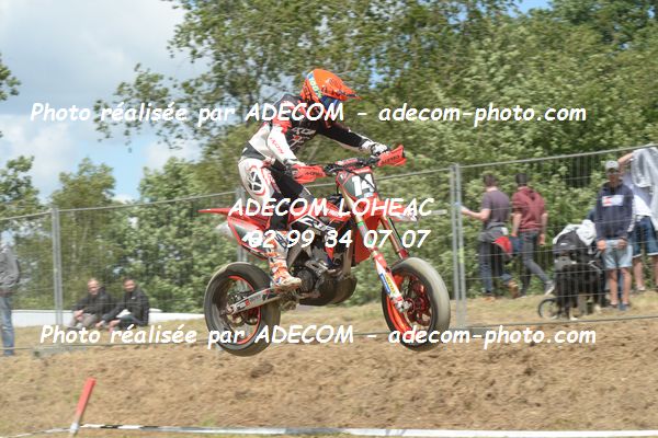 http://v2.adecom-photo.com/images//8.MOTO/2019/SUPERMOTARD_LOHEAC_2019/CATEGORIE_S2/GOGUET_Julien/47A_6108.JPG