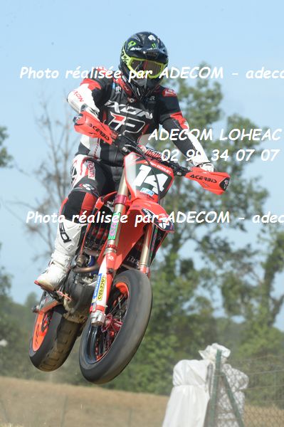 http://v2.adecom-photo.com/images//8.MOTO/2019/SUPERMOTARD_LOHEAC_2019/CATEGORIE_S2/GOGUET_Julien/47A_7552.JPG