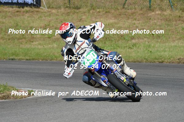 http://v2.adecom-photo.com/images//8.MOTO/2019/SUPERMOTARD_LOHEAC_2019/CATEGORIE_S2/MARIN_Adrien/47A_4433.JPG