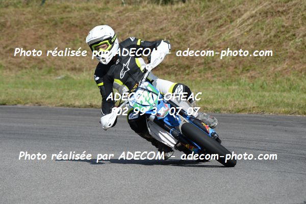 http://v2.adecom-photo.com/images//8.MOTO/2019/SUPERMOTARD_LOHEAC_2019/CATEGORIE_S2/VANDOMMELE_Adrien/47A_4523.JPG