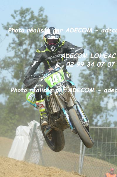 http://v2.adecom-photo.com/images//8.MOTO/2019/SUPERMOTARD_LOHEAC_2019/CATEGORIE_S2/VILLEMIN_Maxime/47A_7557.JPG