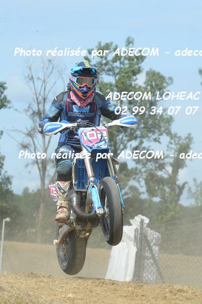 http://v2.adecom-photo.com/images//8.MOTO/2019/SUPERMOTARD_LOHEAC_2019/CATEGORIE_S3/DESCELIERS_Marion/47A_7974.JPG