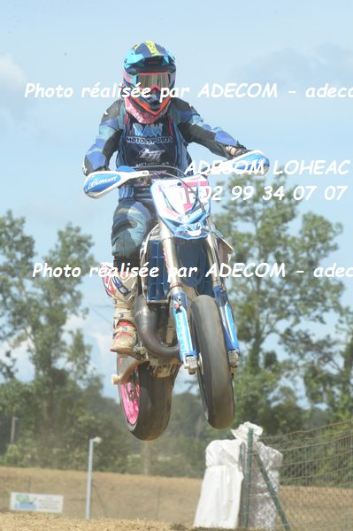 http://v2.adecom-photo.com/images//8.MOTO/2019/SUPERMOTARD_LOHEAC_2019/CATEGORIE_S3/DESCELIERS_Marion/47A_8023.JPG