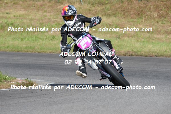 http://v2.adecom-photo.com/images//8.MOTO/2019/SUPERMOTARD_LOHEAC_2019/CATEGORIE_S3/MONES_Helene/47A_4287.JPG