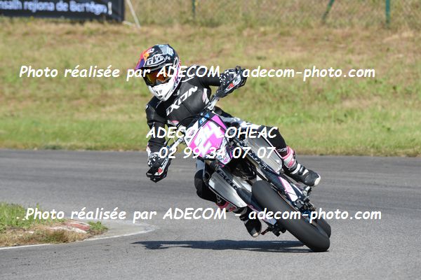 http://v2.adecom-photo.com/images//8.MOTO/2019/SUPERMOTARD_LOHEAC_2019/CATEGORIE_S3/MONES_Helene/47A_4317.JPG