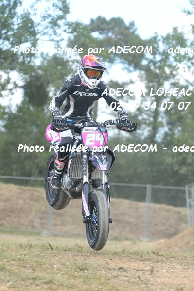http://v2.adecom-photo.com/images//8.MOTO/2019/SUPERMOTARD_LOHEAC_2019/CATEGORIE_S3/MONES_Helene/47A_5791.JPG