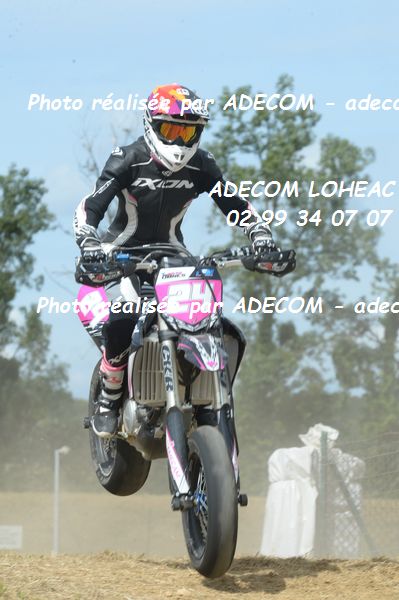 http://v2.adecom-photo.com/images//8.MOTO/2019/SUPERMOTARD_LOHEAC_2019/CATEGORIE_S3/MONES_Helene/47A_7979.JPG