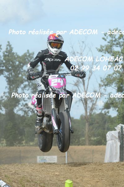 http://v2.adecom-photo.com/images//8.MOTO/2019/SUPERMOTARD_LOHEAC_2019/CATEGORIE_S3/MONES_Helene/47A_8002.JPG