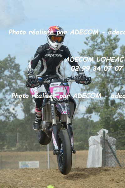 http://v2.adecom-photo.com/images//8.MOTO/2019/SUPERMOTARD_LOHEAC_2019/CATEGORIE_S3/MONES_Helene/47A_8004.JPG