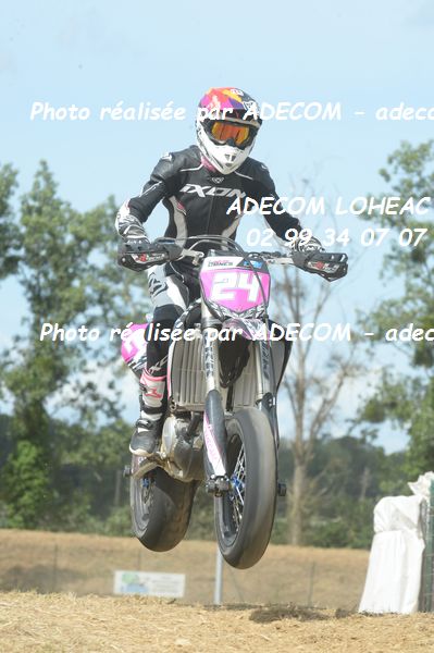 http://v2.adecom-photo.com/images//8.MOTO/2019/SUPERMOTARD_LOHEAC_2019/CATEGORIE_S3/MONES_Helene/47A_8056.JPG