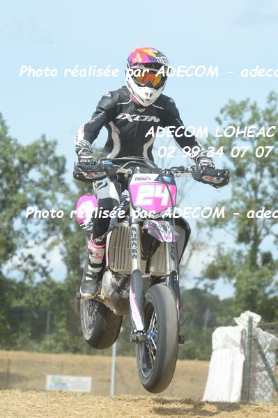 http://v2.adecom-photo.com/images//8.MOTO/2019/SUPERMOTARD_LOHEAC_2019/CATEGORIE_S3/MONES_Helene/47A_8057.JPG