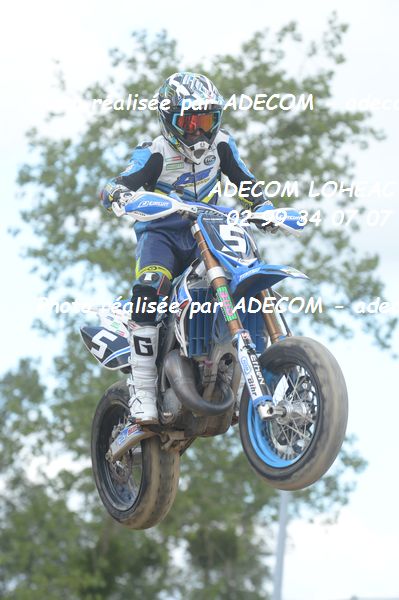 http://v2.adecom-photo.com/images//8.MOTO/2019/SUPERMOTARD_LOHEAC_2019/CATEGORIE_S3/PERNAT_Gabin/47A_5773.JPG