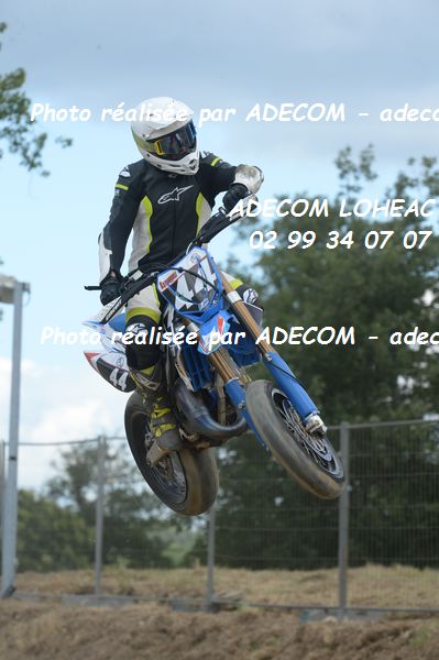 http://v2.adecom-photo.com/images//8.MOTO/2019/SUPERMOTARD_LOHEAC_2019/CATEGORIE_S3/VANDOMMELE_Nicolas/47A_5750.JPG