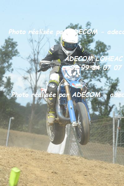 http://v2.adecom-photo.com/images//8.MOTO/2019/SUPERMOTARD_LOHEAC_2019/CATEGORIE_S3/VANDOMMELE_Nicolas/47A_8112.JPG