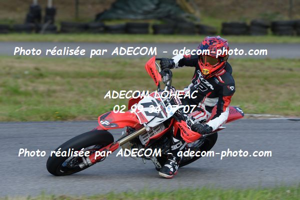 http://v2.adecom-photo.com/images//8.MOTO/2019/SUPERMOTARD_LOHEAC_2019/CATEGORIE_S4/BAZE_Oreste/47A_4204.JPG