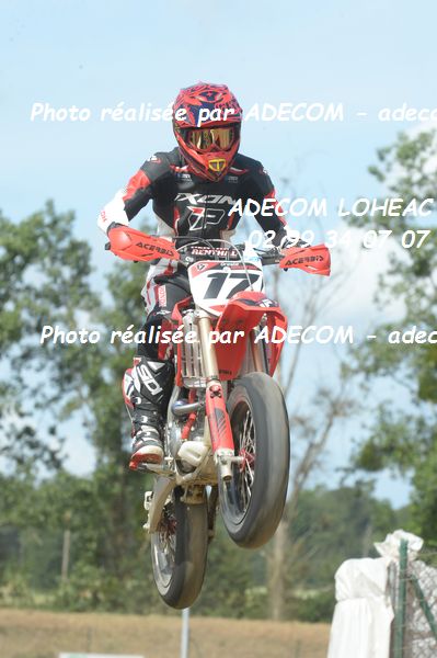 http://v2.adecom-photo.com/images//8.MOTO/2019/SUPERMOTARD_LOHEAC_2019/CATEGORIE_S4/BAZE_Oreste/47A_7832.JPG