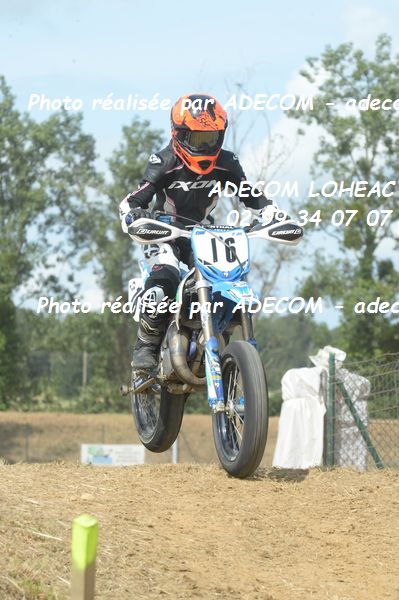 http://v2.adecom-photo.com/images//8.MOTO/2019/SUPERMOTARD_LOHEAC_2019/CATEGORIE_S4/CARDUNER_Enora/47A_7882.JPG