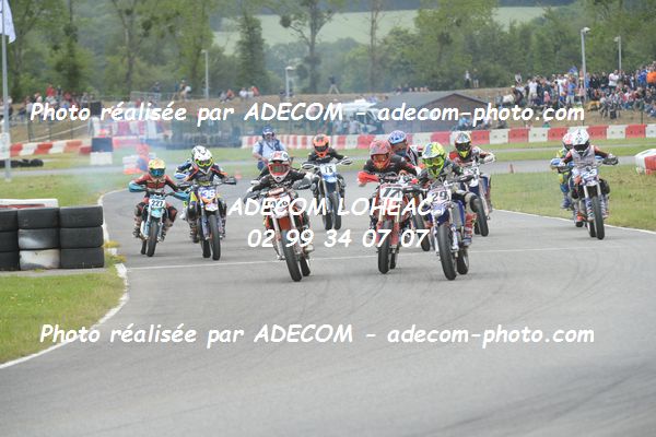 http://v2.adecom-photo.com/images//8.MOTO/2019/SUPERMOTARD_LOHEAC_2019/CATEGORIE_S4/CARDUNER_Enora/47A_8377.JPG