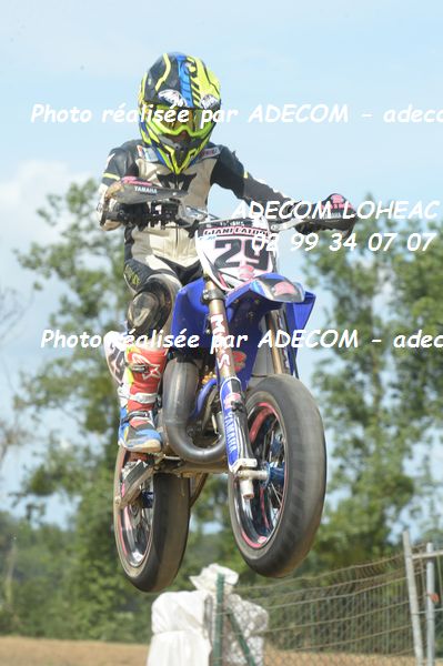 http://v2.adecom-photo.com/images//8.MOTO/2019/SUPERMOTARD_LOHEAC_2019/CATEGORIE_S4/CATORC_Giani/47A_7941.JPG